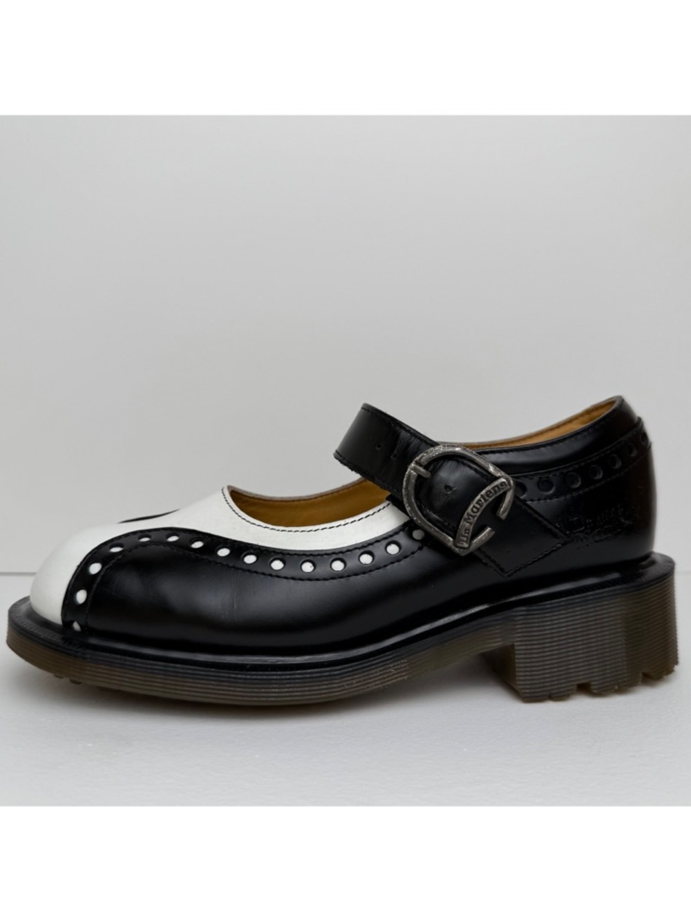 Vintage Dr. Martens England MIE Black White Wingtip Heel Mary Janes Shoes UK 4 - Picture 5 of 16